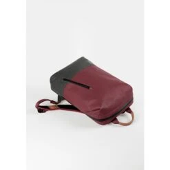 Aunts & Uncles Japan Hamamatsu Backpack 13" Cabernet -Mode Tassen Winkel image 2100