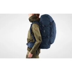 Fjallraven Keb 52 W Lava-dark Lava -Mode Tassen Winkel image 3090