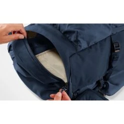 Fjallraven Keb 52 W Lava-dark Lava -Mode Tassen Winkel image 3092