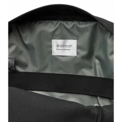 Sandqvist Knut Backpack Black With Black Webbing -Mode Tassen Winkel image 4404