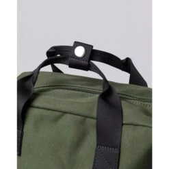 Sandqvist Knut Backpack II Dawn Green -Mode Tassen Winkel image 4595