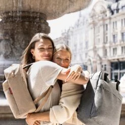 Reisenthel Travelling Allday Backpack M Twist Coffee 7 Reisenthel Travelling Allday Backpack M Twist Coffee -Mode Tassen Winkel image 4605