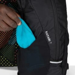 Osprey Katari 7 Black -Mode Tassen Winkel image 4859