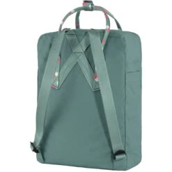 Fjallraven Kanken Frost Green-confetti Pattern -Mode Tassen Winkel image 4995