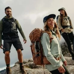 Fjallraven Kajka 35 S/M Coal Black -Mode Tassen Winkel image 5175