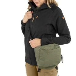 Fjallraven Kajka 35 M/L Coal Black 12 Fjallraven Kajka 35 M/L Coal Black -Mode Tassen Winkel image 5363