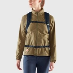 Fjallraven High Coast Foldsack 24 Green -Mode Tassen Winkel image 5408