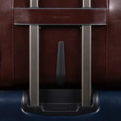 Piquadro Black Square Briefcase With Wheels Brown -Mode Tassen Winkel image 768